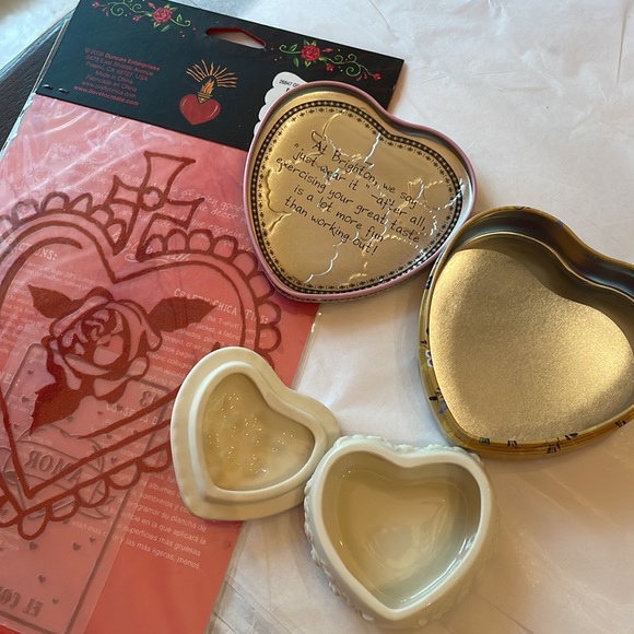 Miscellaneous heart items - Picture 3 of 4